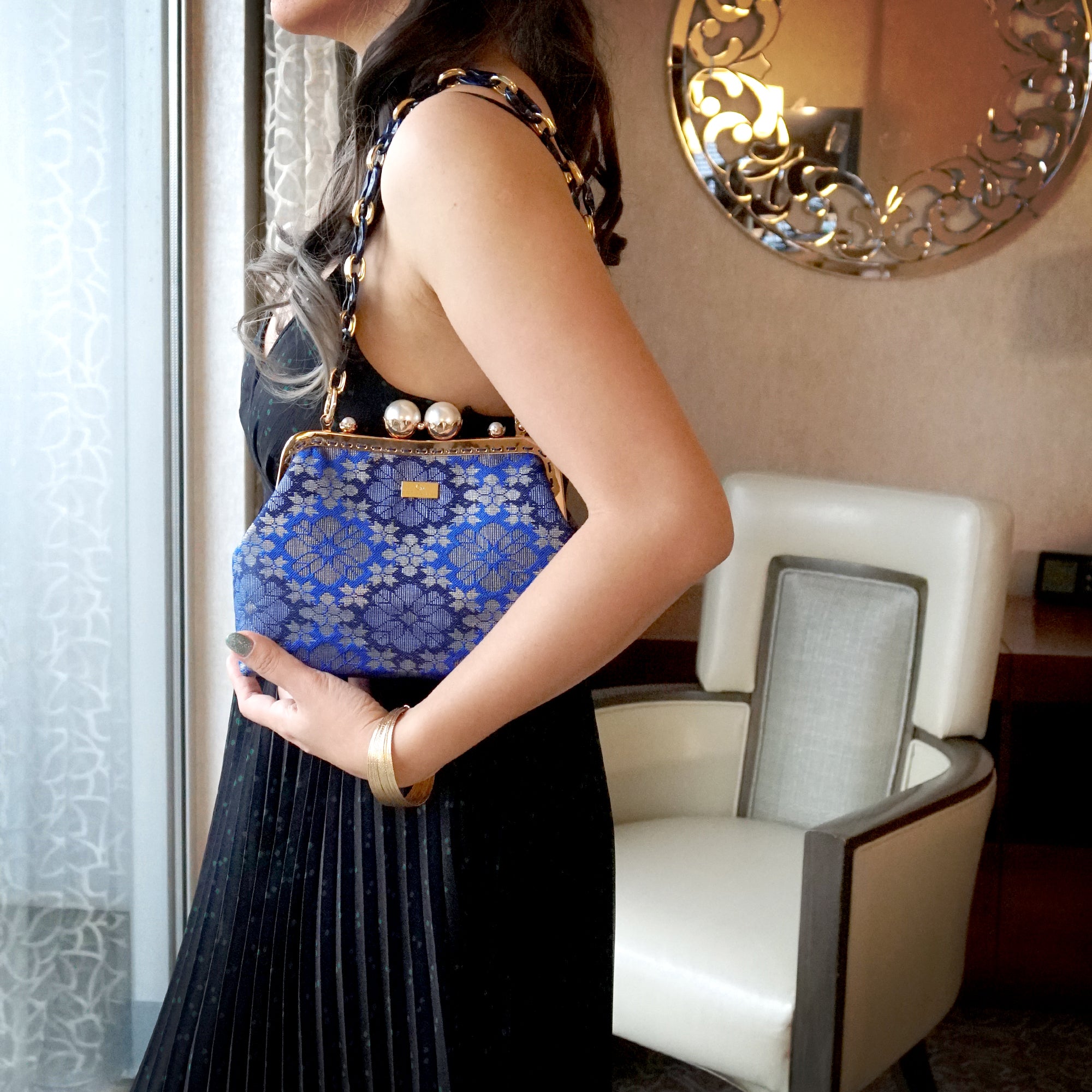 Acrylic Chain Songket Shoulder Bag - Splendidly