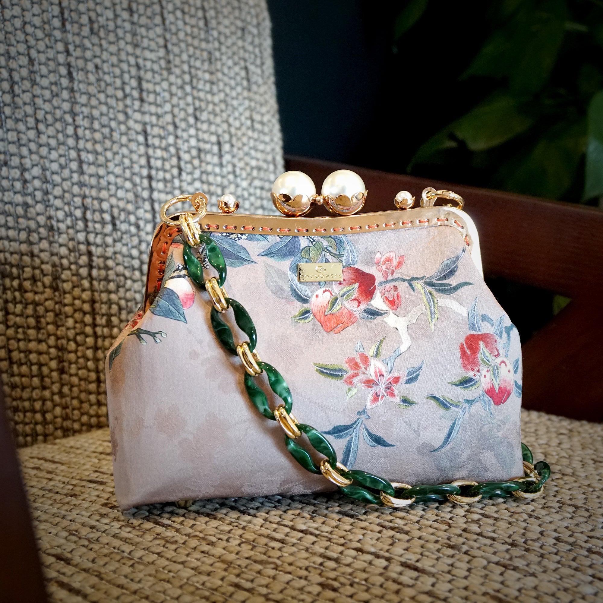 40% OFF - Acrylic Chain Shoulder Bag - Inked Flower