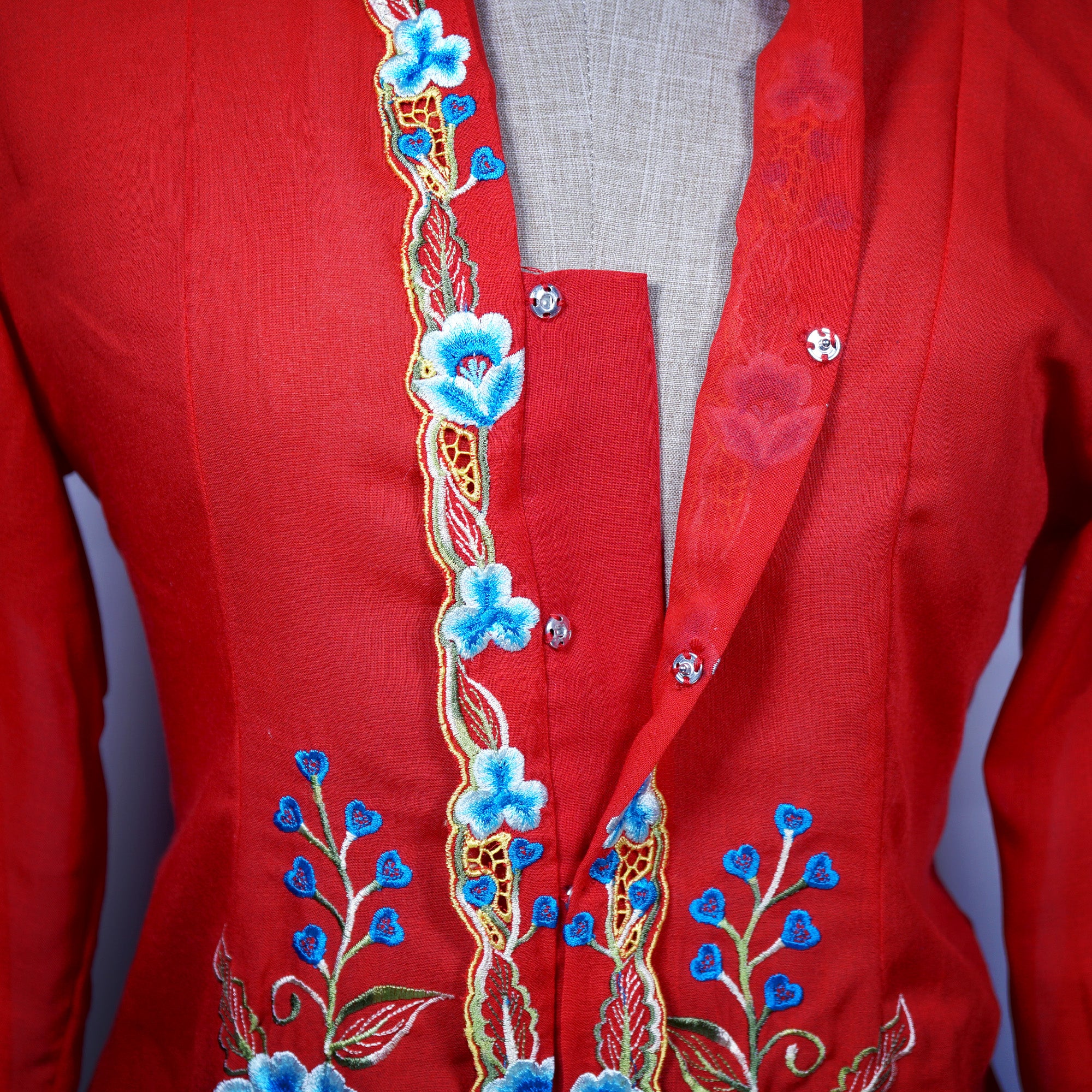 Nyonya Kebaya Blouse - Manis Delima (size: M)