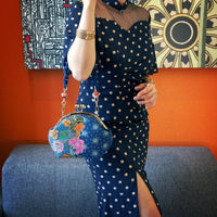 Acrylic Chain Handle Clasp Sling Bag - Kawa