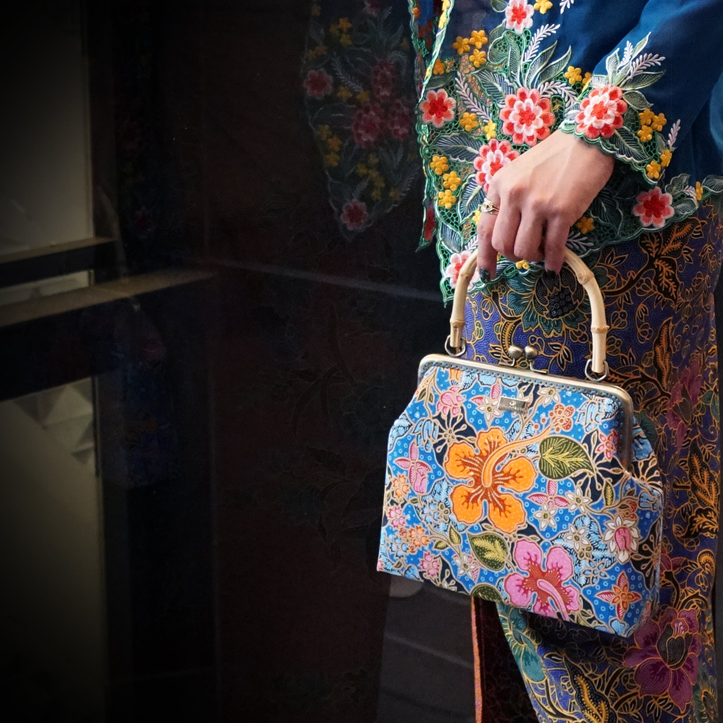 Bamboo Top Handle Bag - Jlamprang