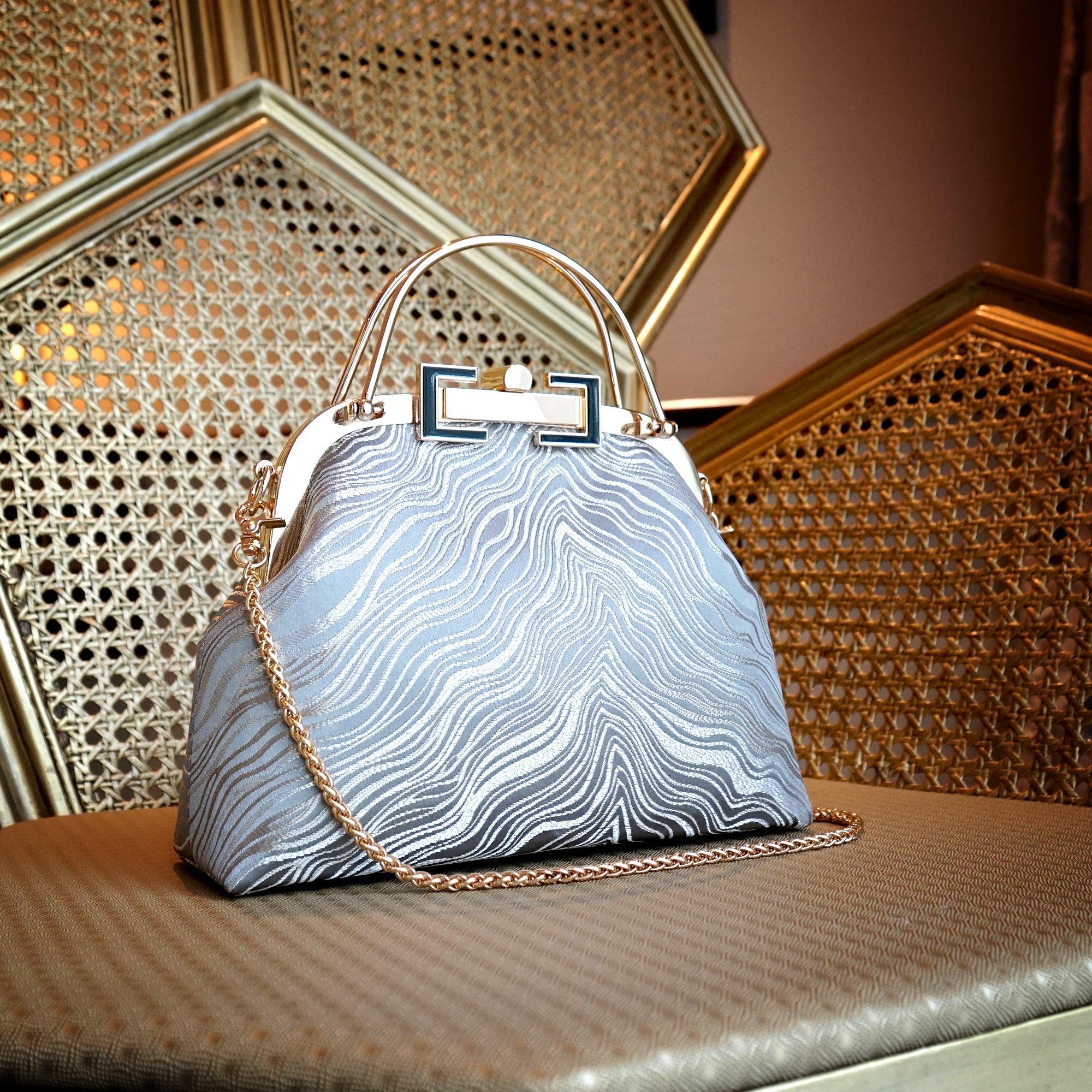 Clasp Crossbody Bag - Terrace Line