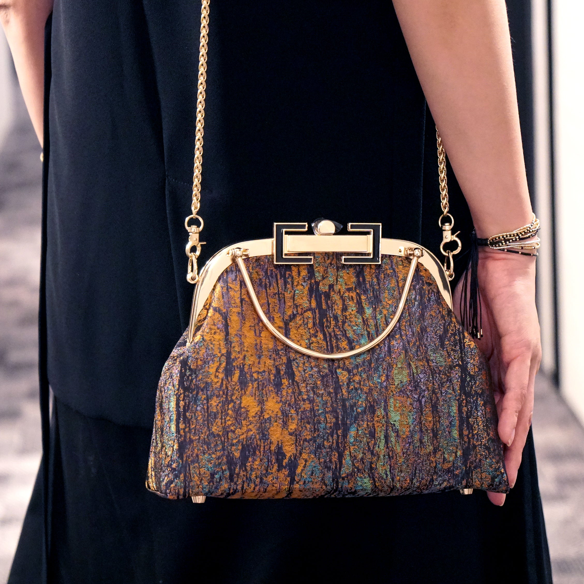 Clasp Crossbody Bag - Maple