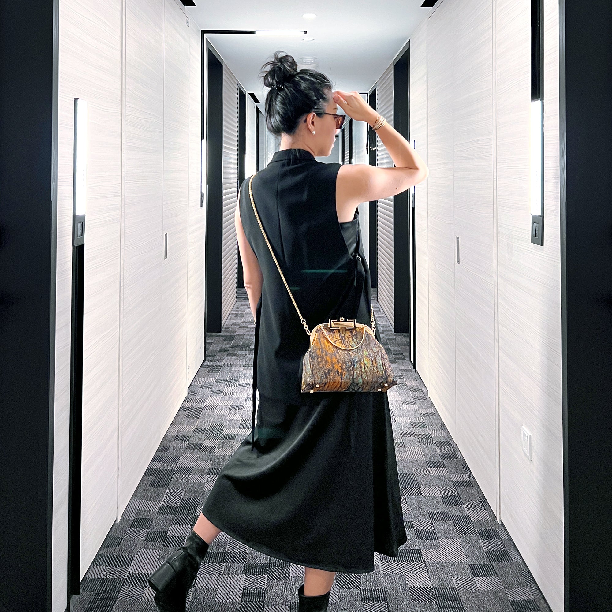 Clasp Crossbody Bag - Maple