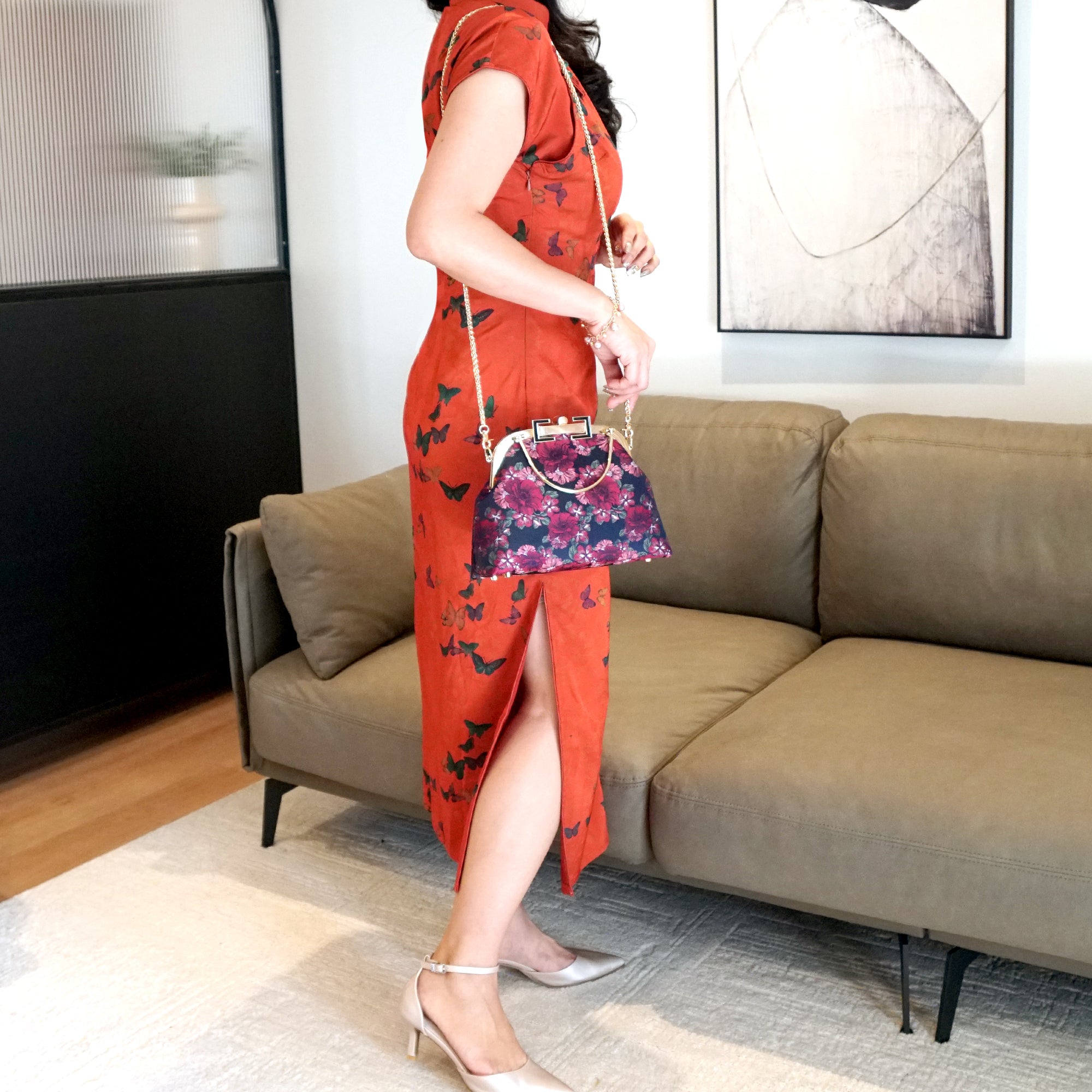 Clasp Crossbody Bag -  Night Carnation