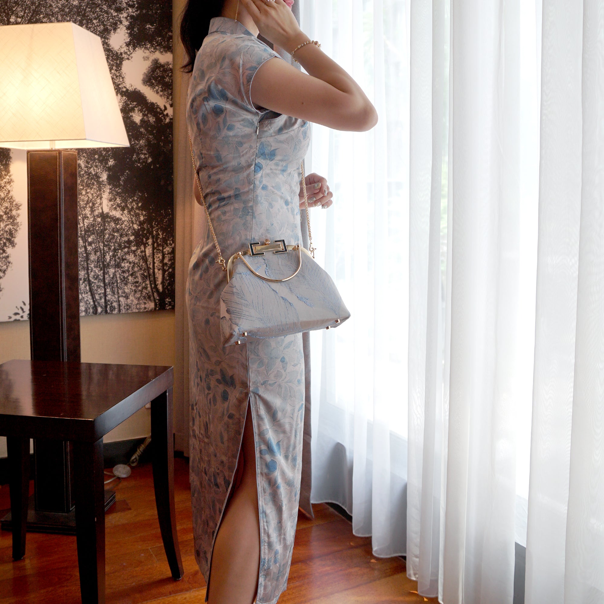 Clasp Crossbody Bag - Lotus Leaf(GY)