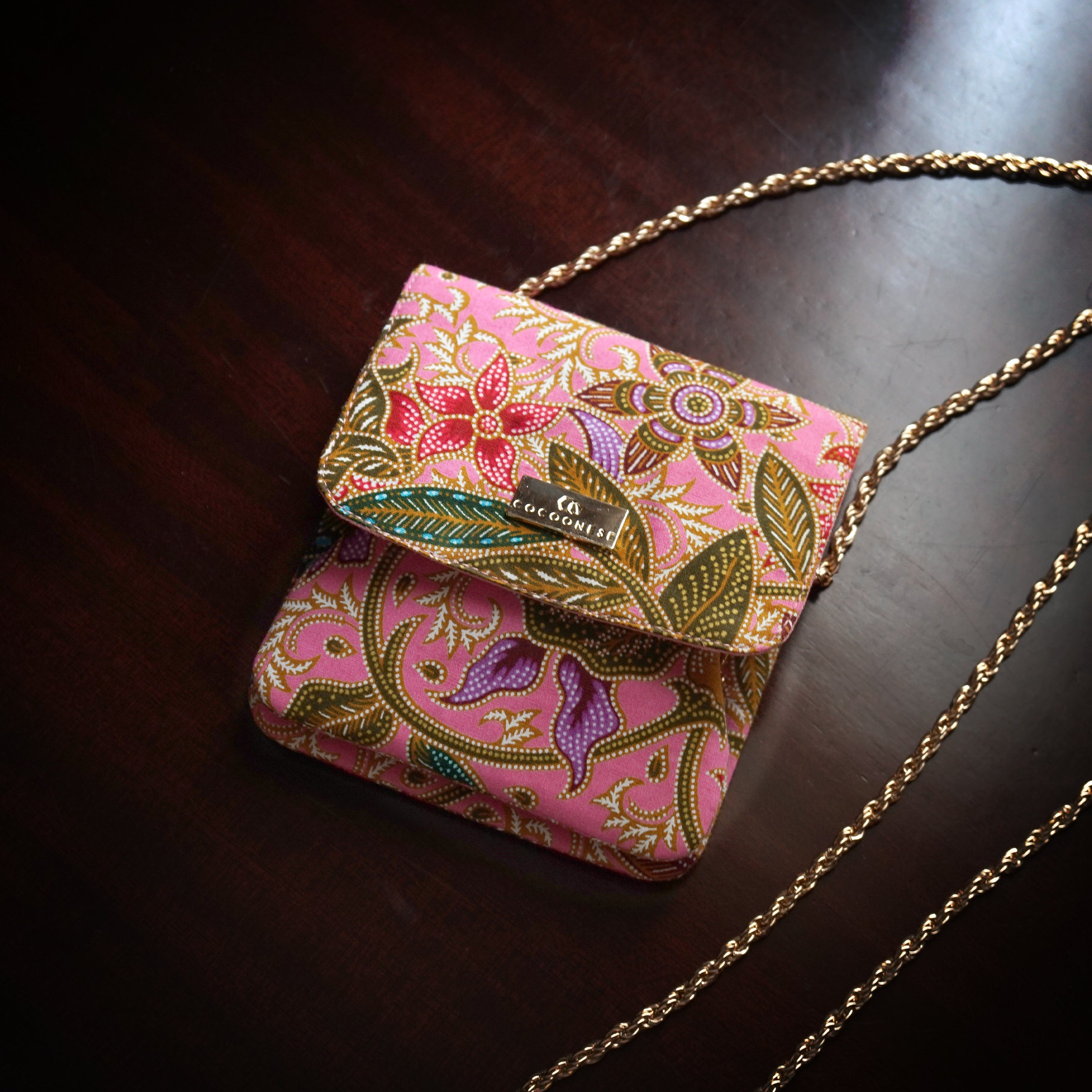 Clasp Wallet - Pink Trumpet