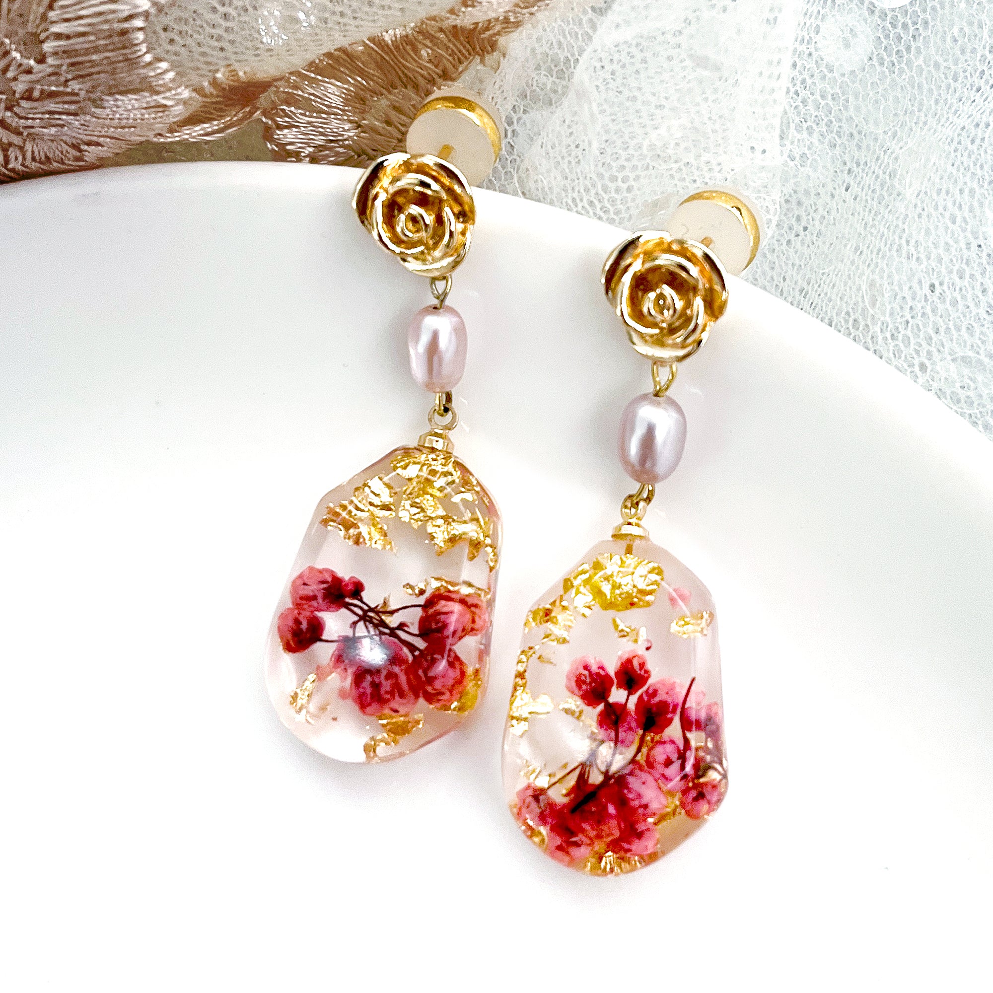Rose Top With Dried Flower Resin Teardrop Earrings(RD)
