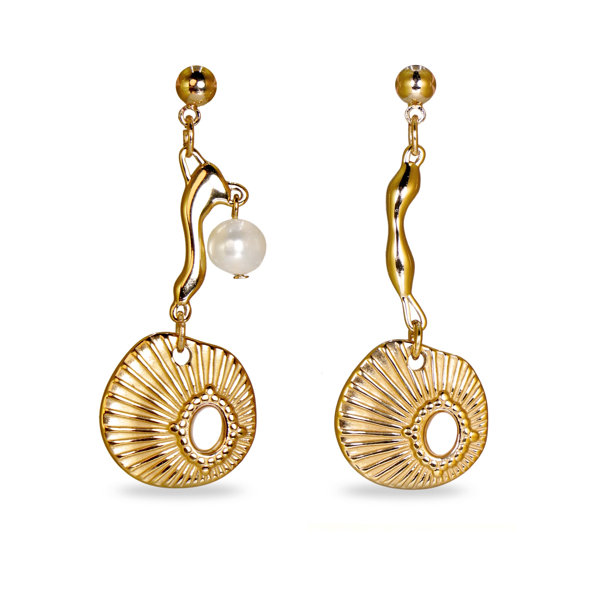 Shell Shape With Pearls Mismatched Earring
