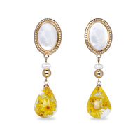 Oval Nacre Top Dried Flower Resin Teardrop Earrings(YL)