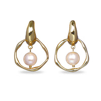 Interlock Hoops Earrings With Pearl