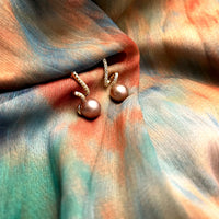 Ribbon Design With Pearl Earrings