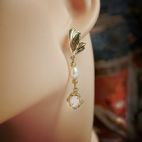 Angel Wing Pearl Drop Earrings(WT)