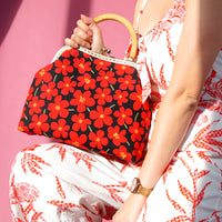 30% OFF - Clasp Handbag - White Rain Lily