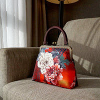 30% OFF - Clasp Handbag - Honeymoon