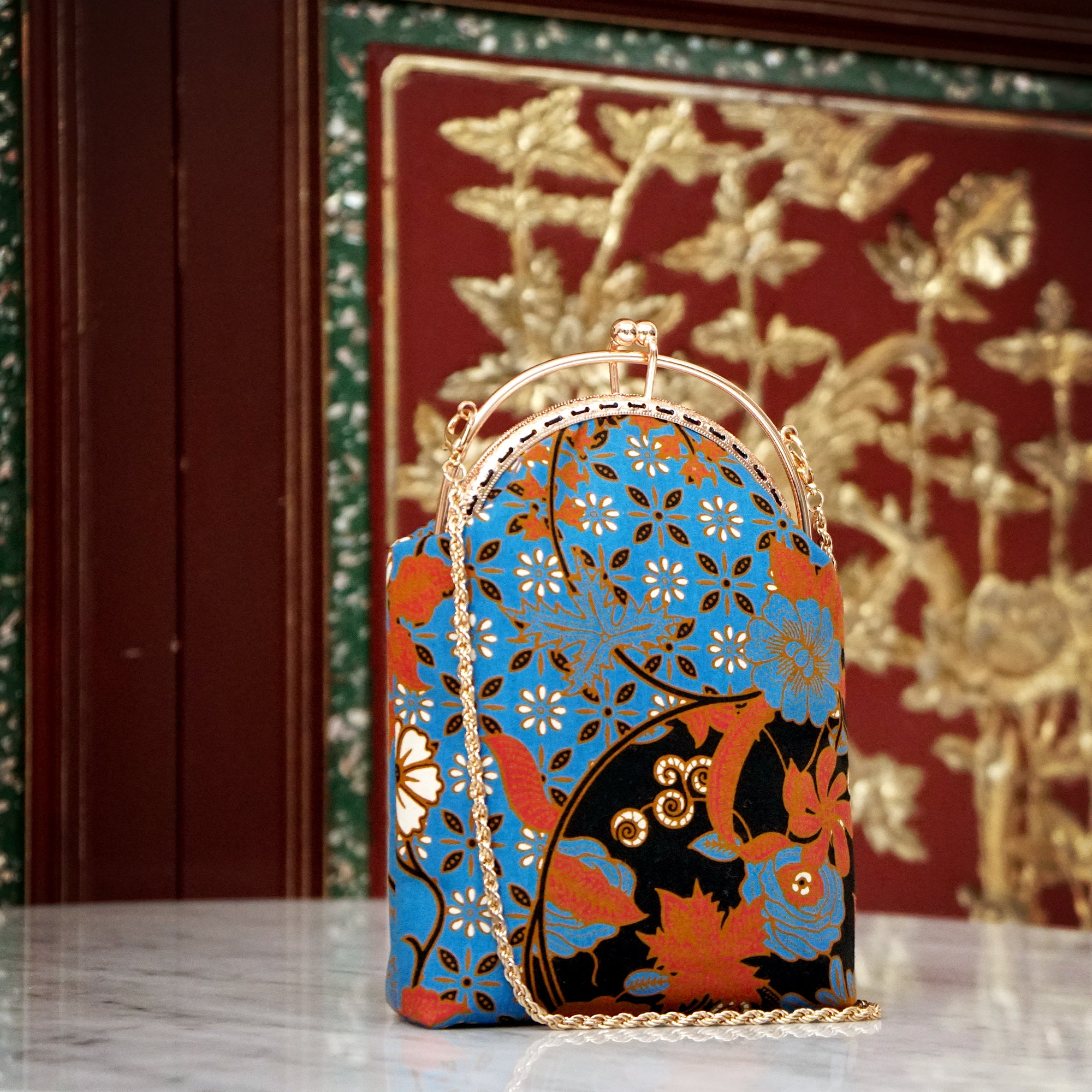 Phone Wallet - Rose Reverie