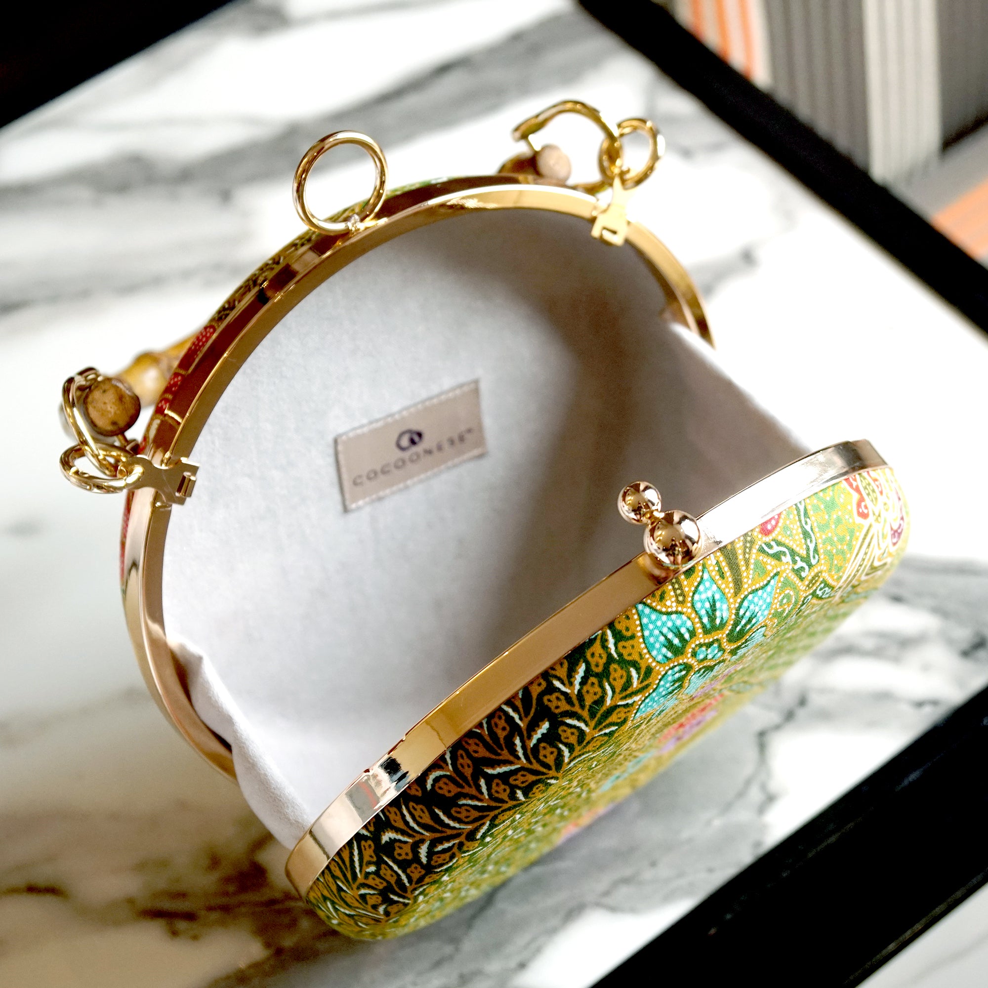 30% OFF - Round Hard Case Bamboo Handle Bag - Parterre(GN)