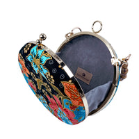 Round Hard Case Bamboo Handle Bag - Canva