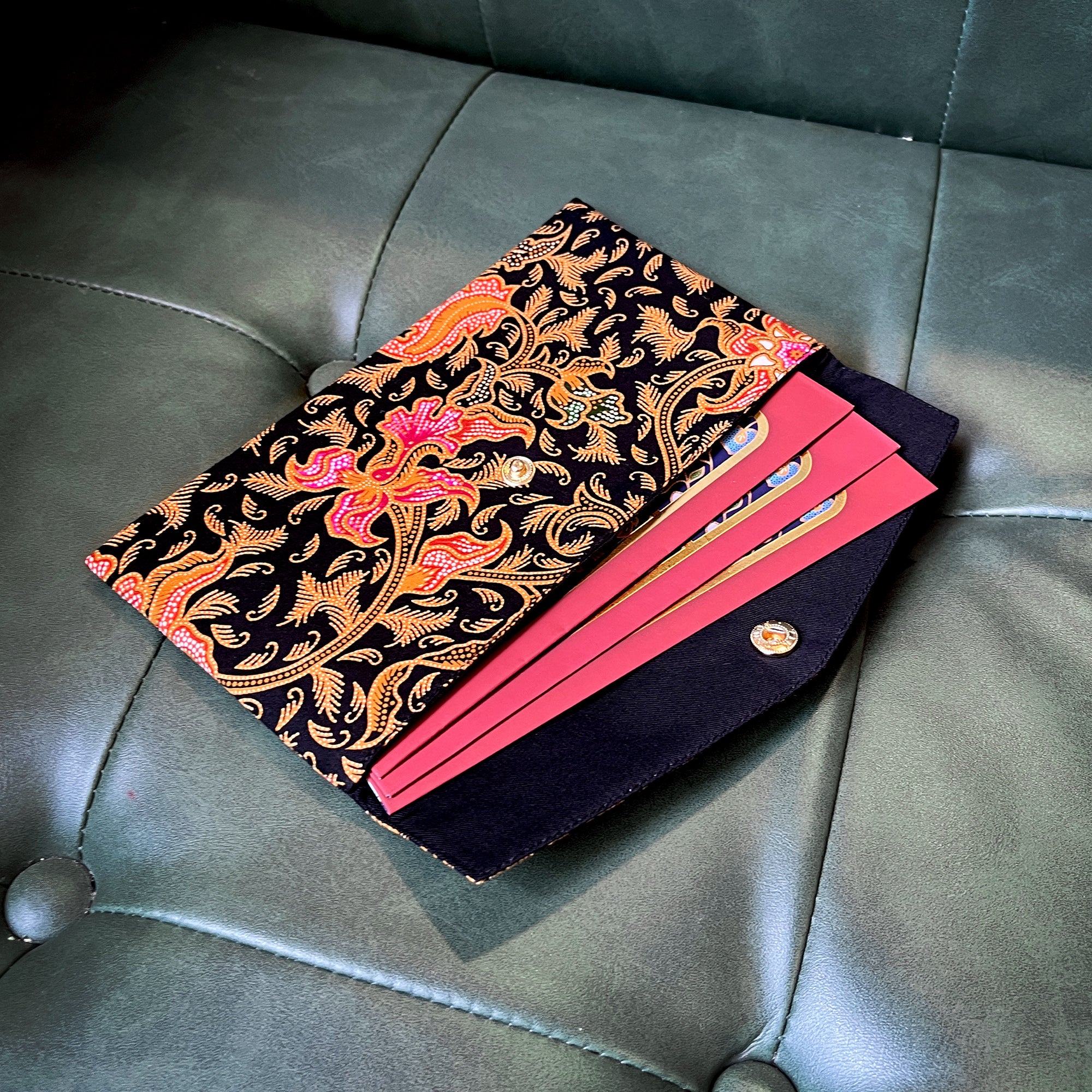 Red Packet Organizer - Birchwood