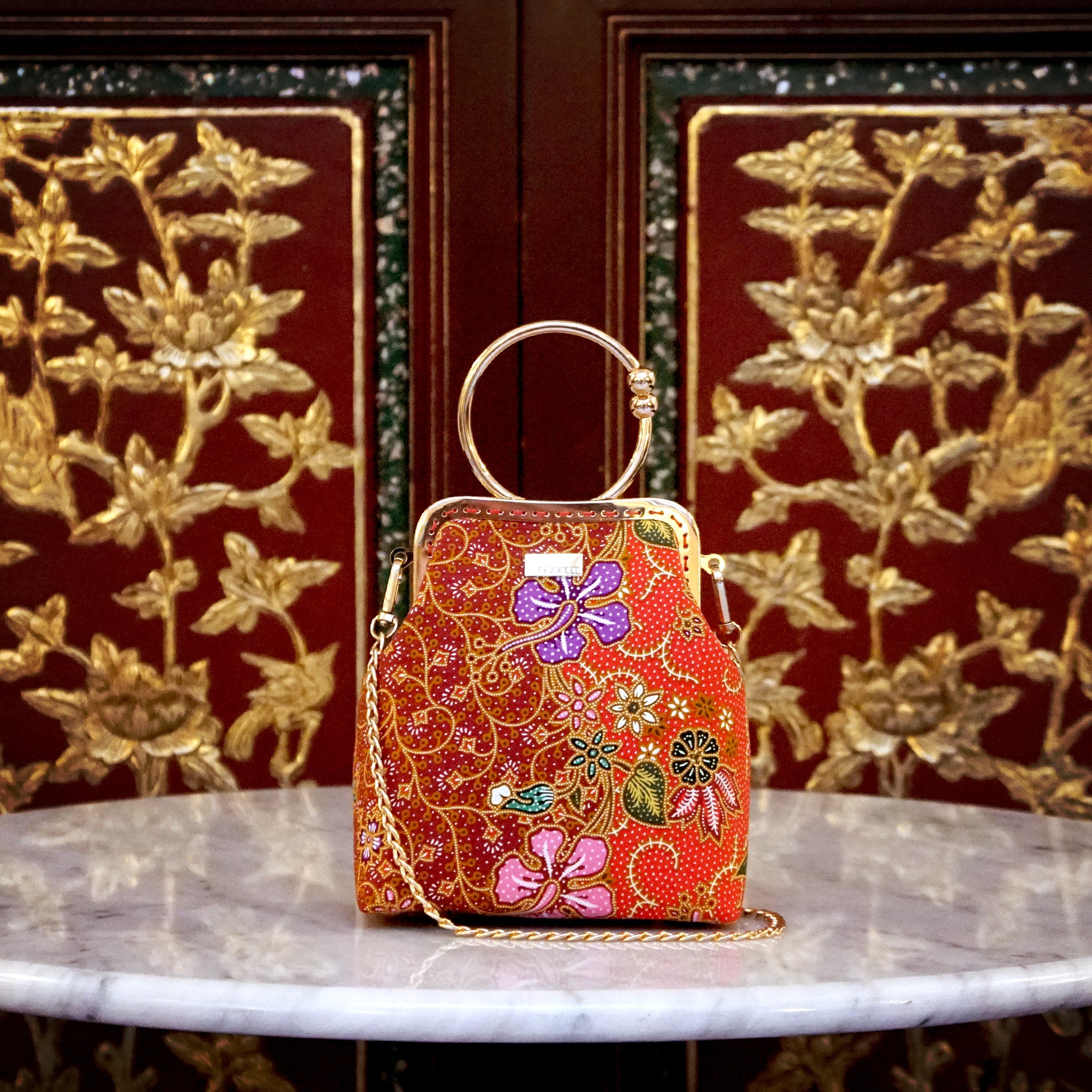 Ring Handle Chain Bag - Pesisir