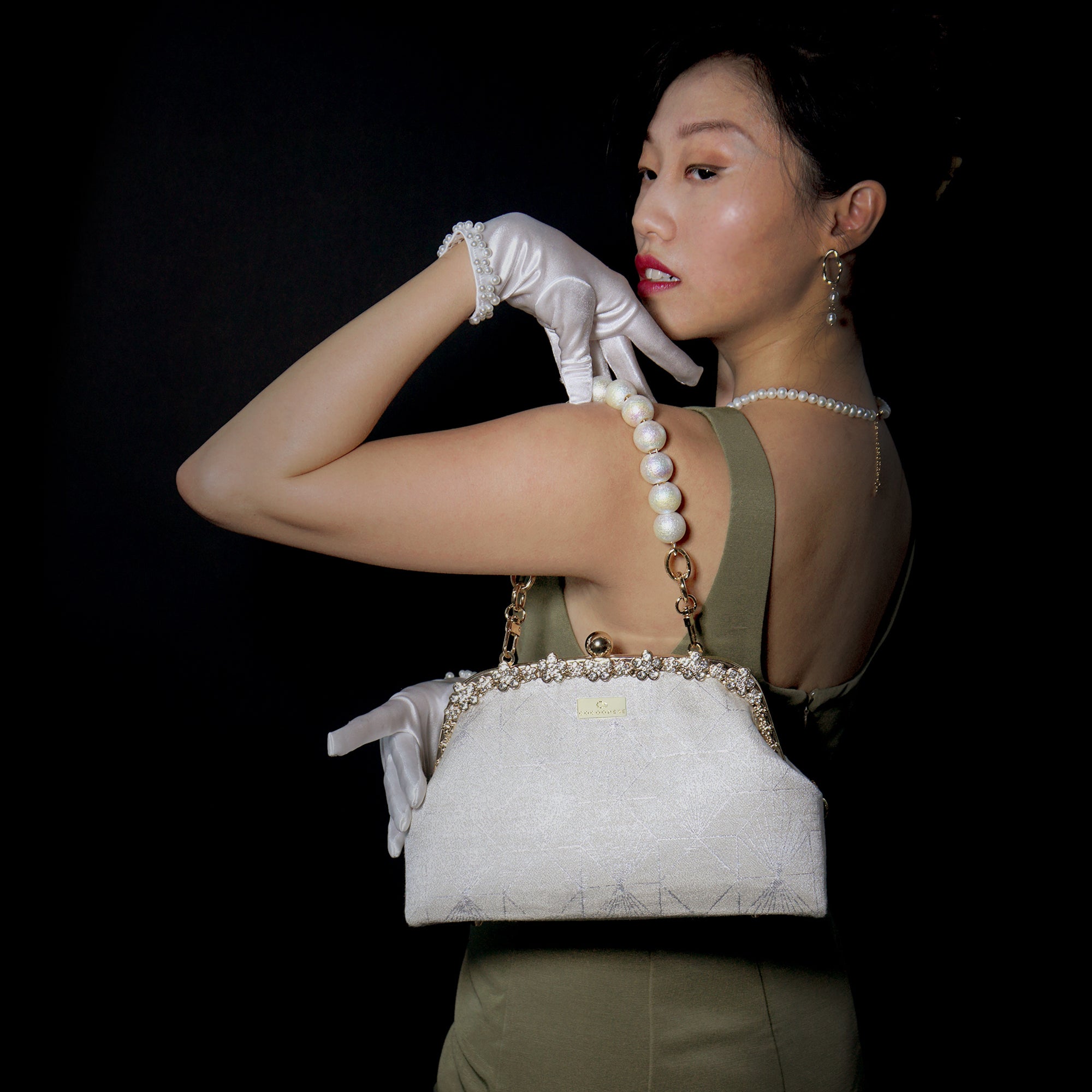 Rhinestone Frame Clutch Bag - Diamond