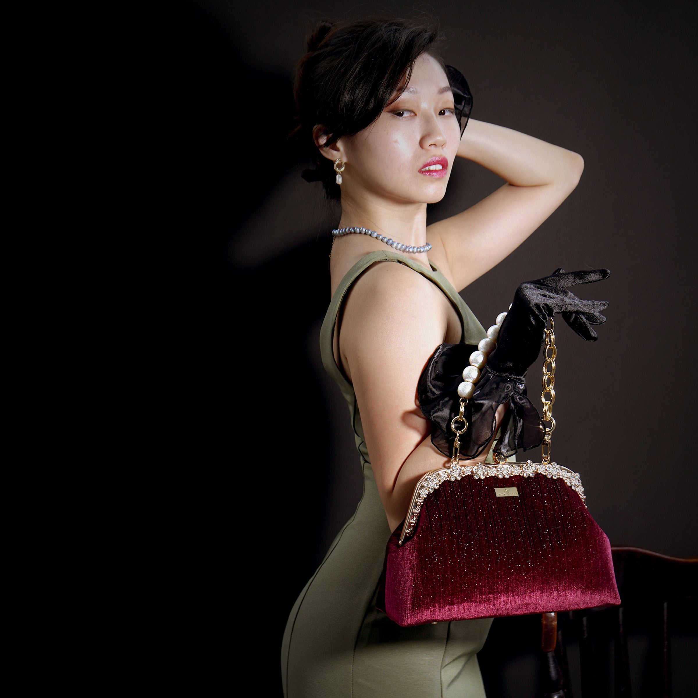 Rhinestone Frame Clutch Bag - Velvet