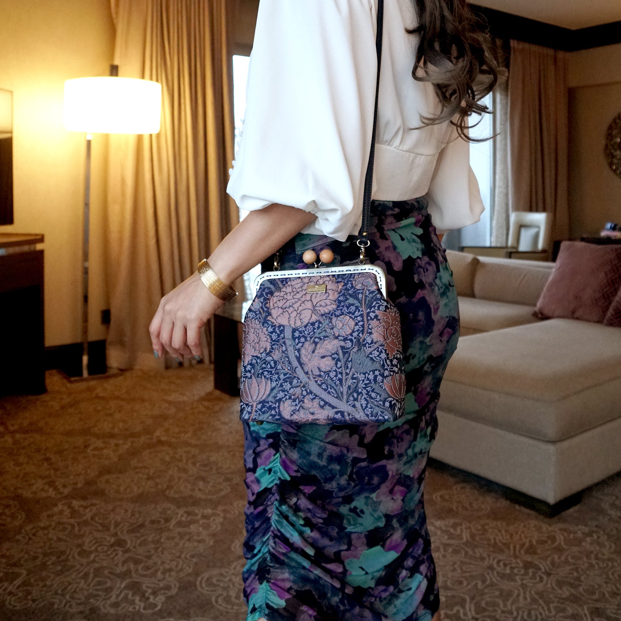 40% OFF - Clasp Sling With Wooden Ball - The Other Shore