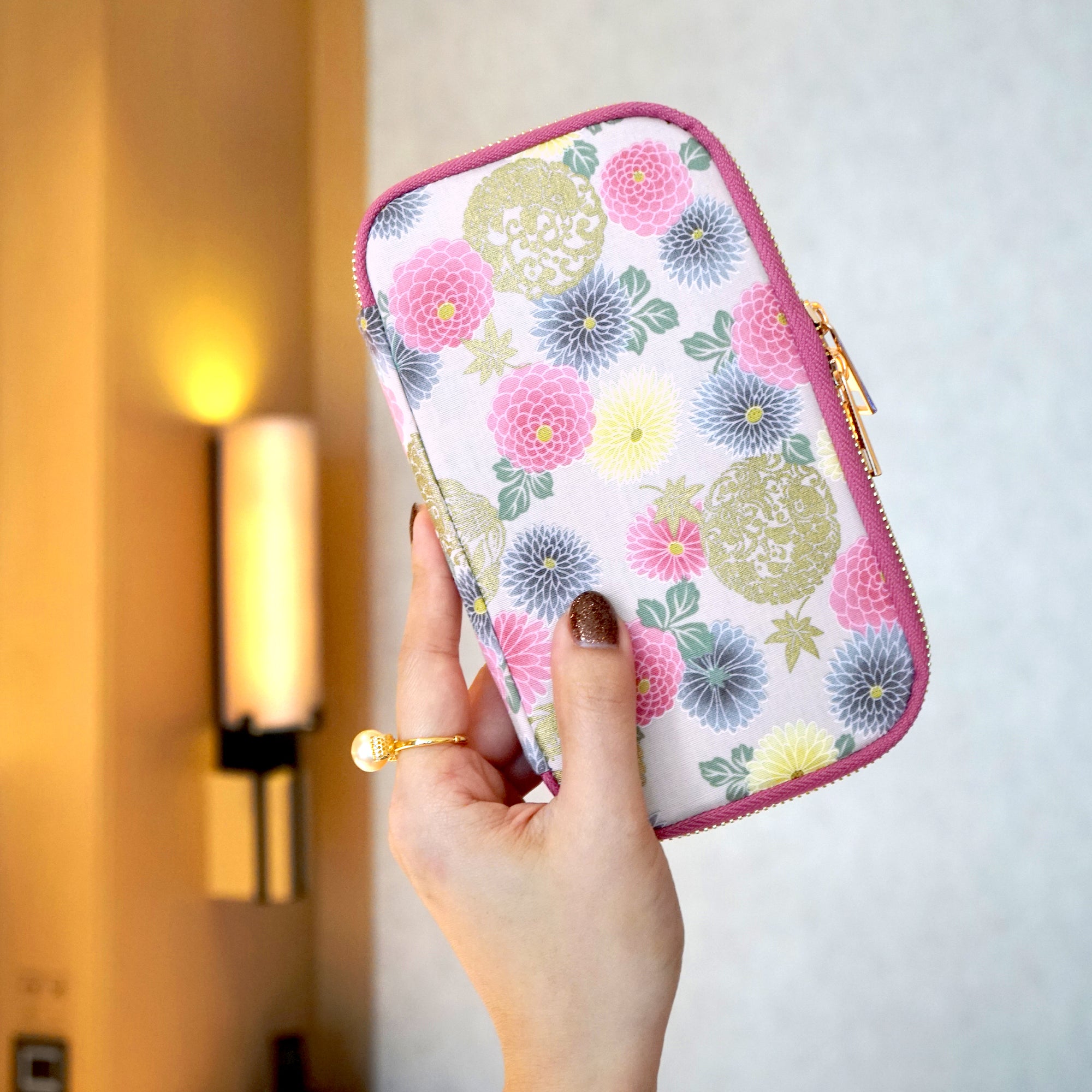 20% OFF - Travel Wallet - Goldfish & Flowers
