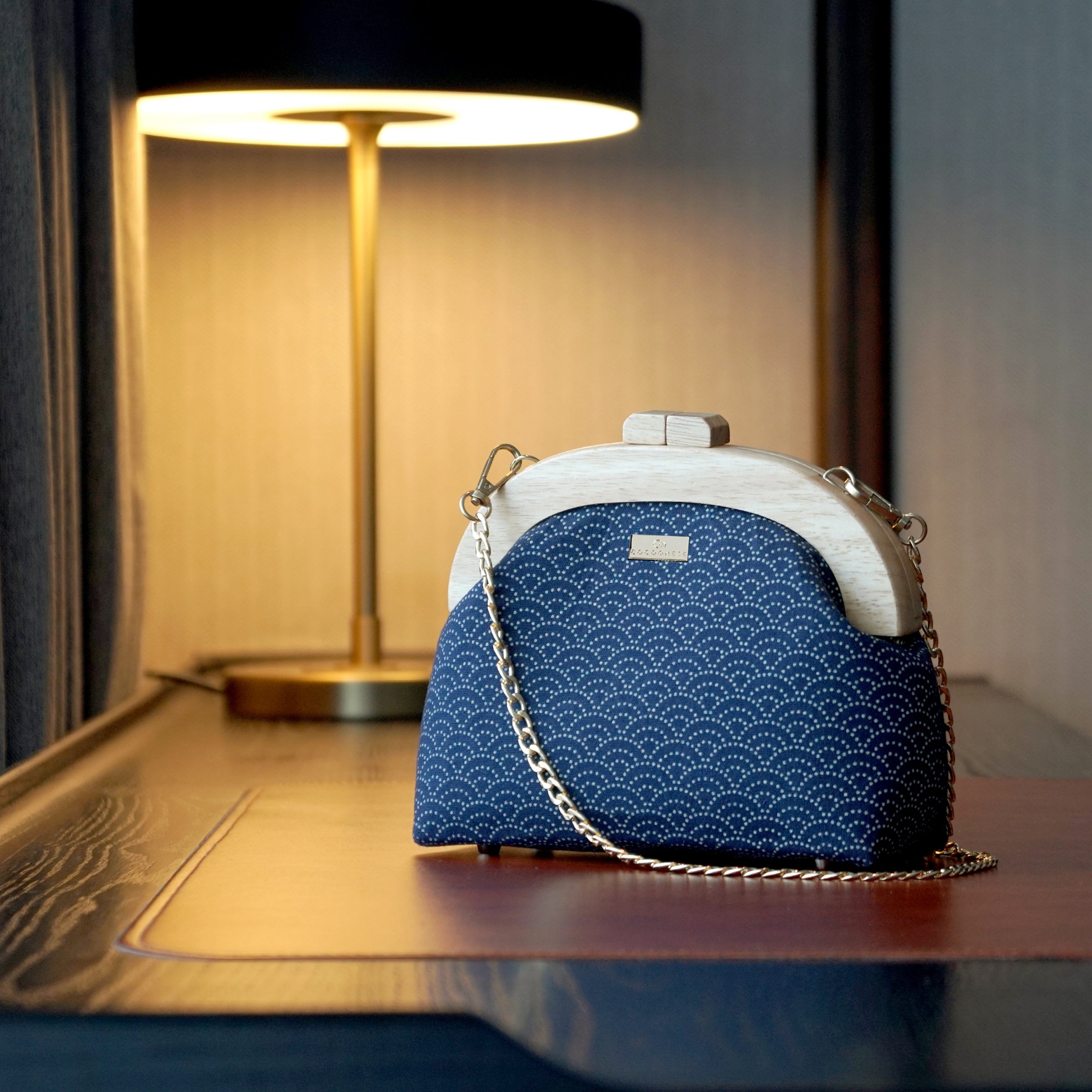 Round Crossbody Bag With Wooden Frame - Under the Wave