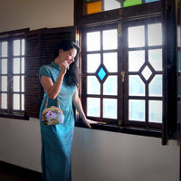 Round Crossbody Bag With Wooden Frame - Orchid Garden