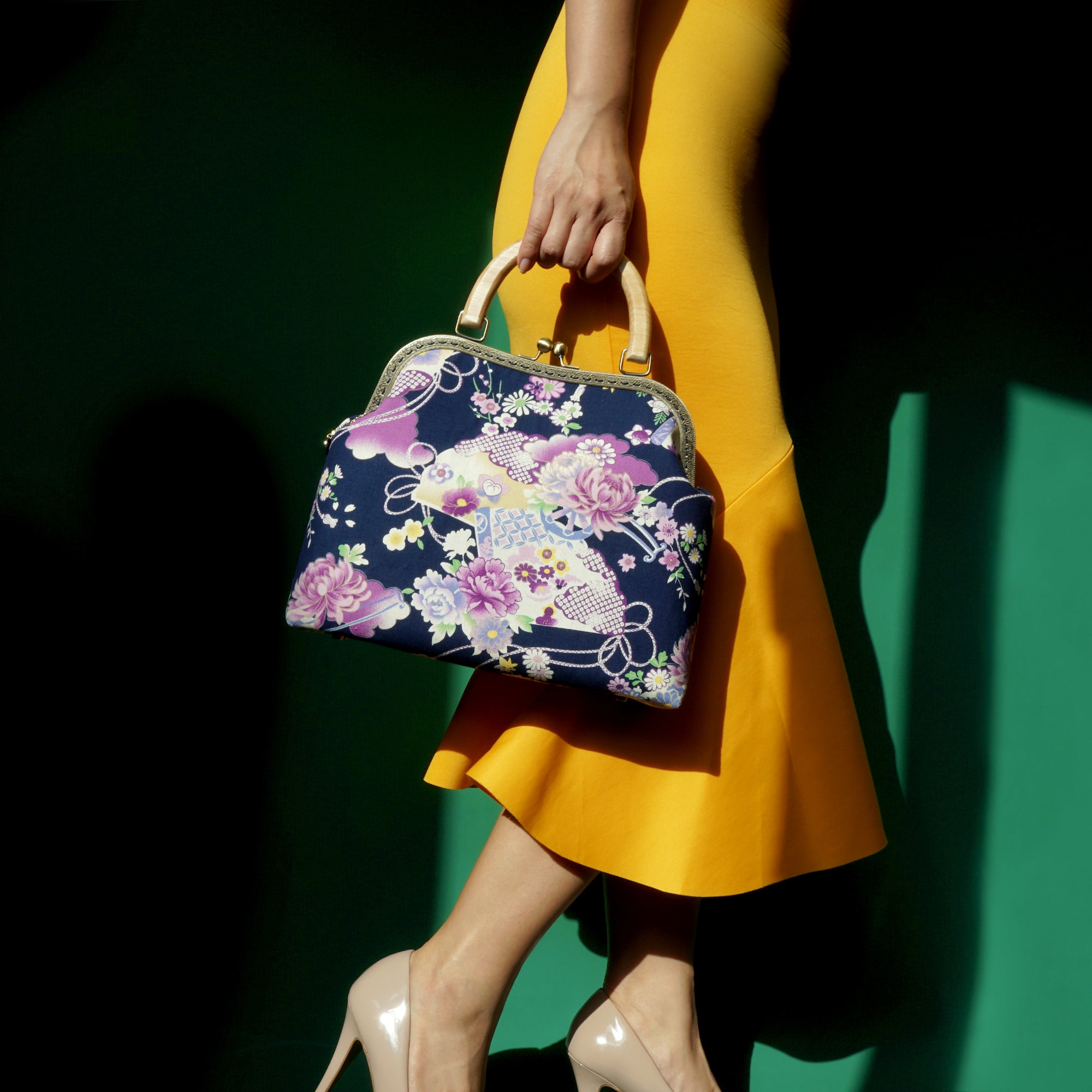 50% OFF - Clasp Handbag - Yachiyo Tsubaki