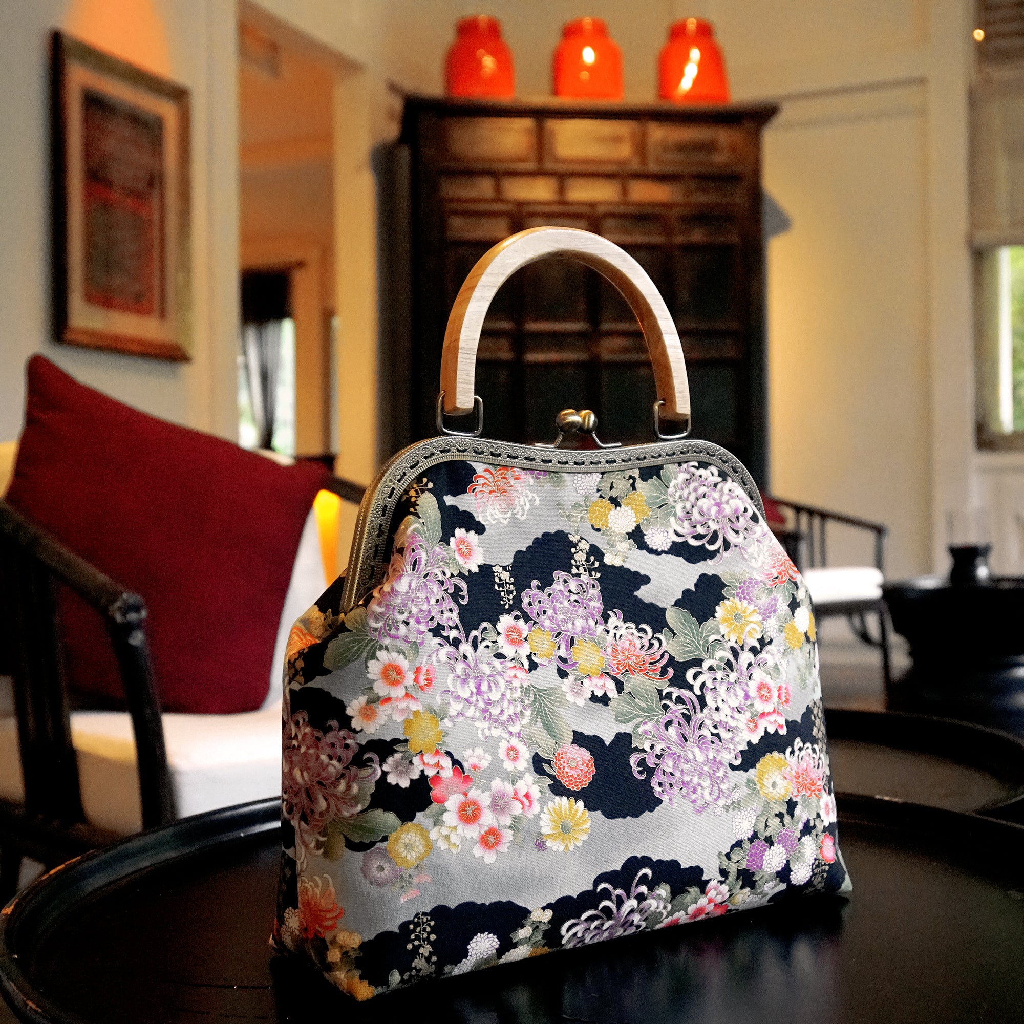 30% OFF - Clasp Handbag - Coreopsis River