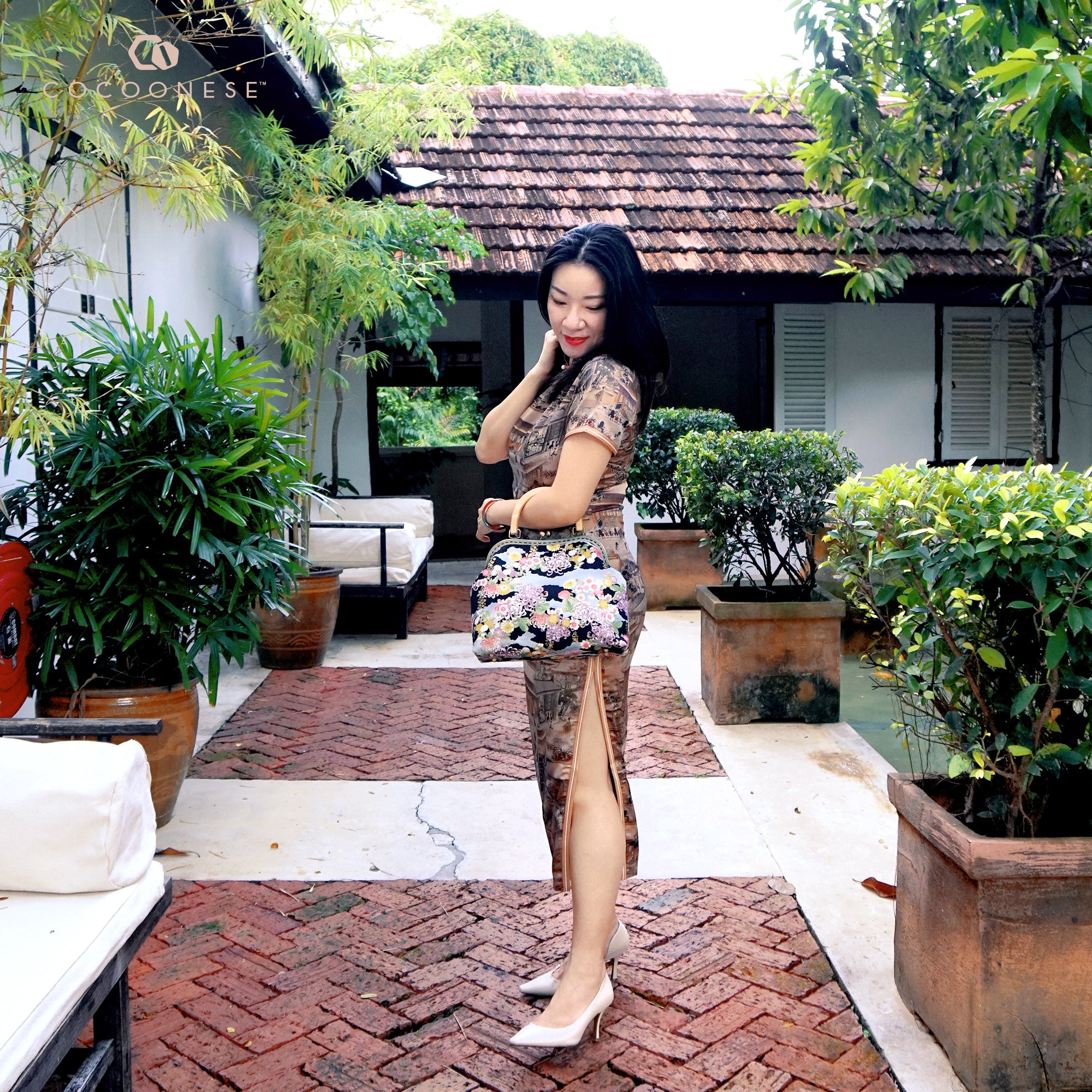 30% OFF - Clasp Handbag - Coreopsis River