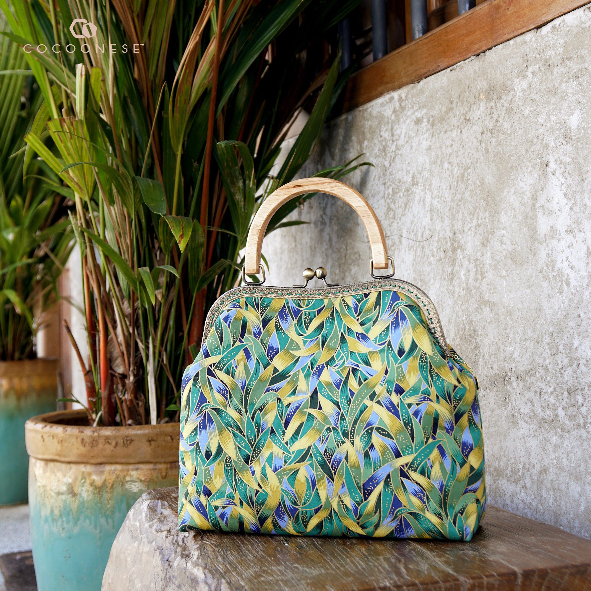 40% OFF -Clasp Handbag - Tender Grass