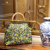 40% OFF -Clasp Handbag - Tender Grass