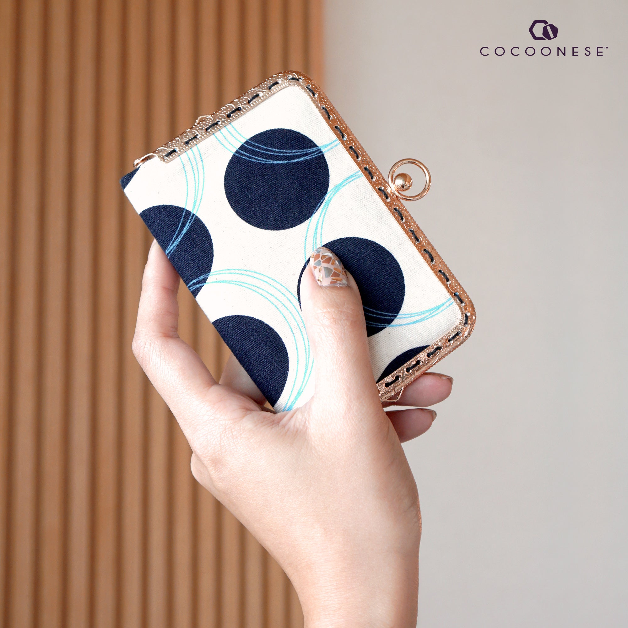 30% OFF - Kiss Clasp Card Holder - Dotted B&W