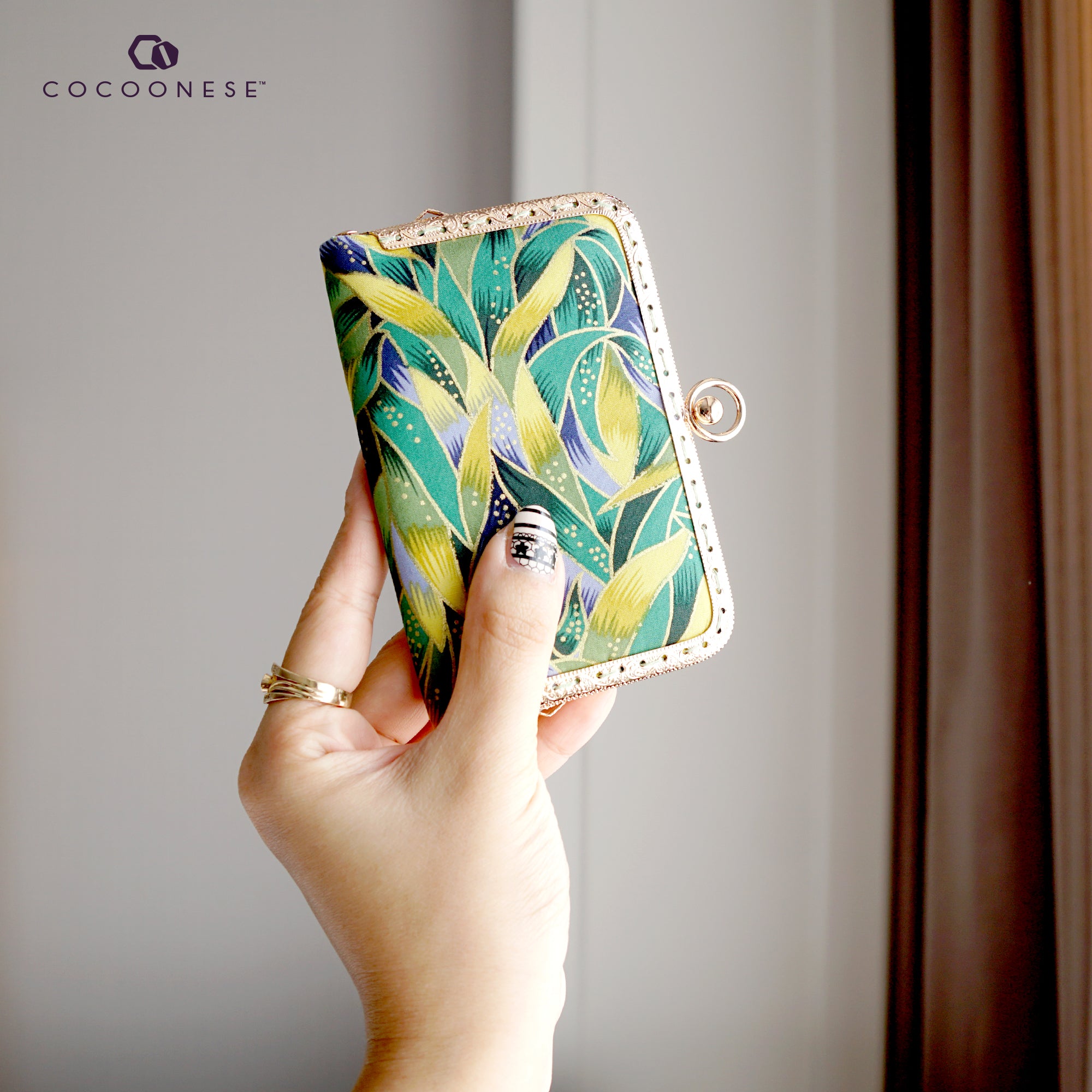 30% OFF - Kiss Clasp Card Holder - Tender Grass