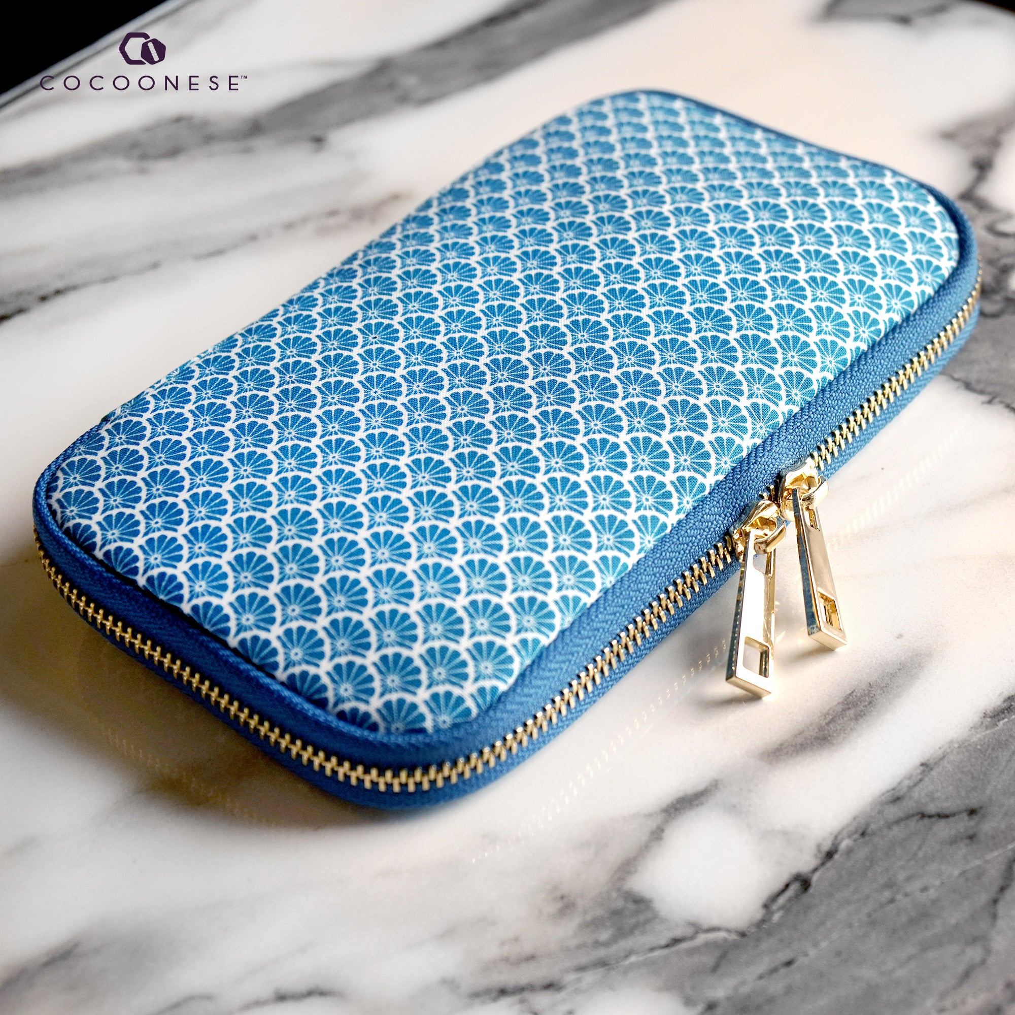 20% OFF - Travel Wallet - Asters