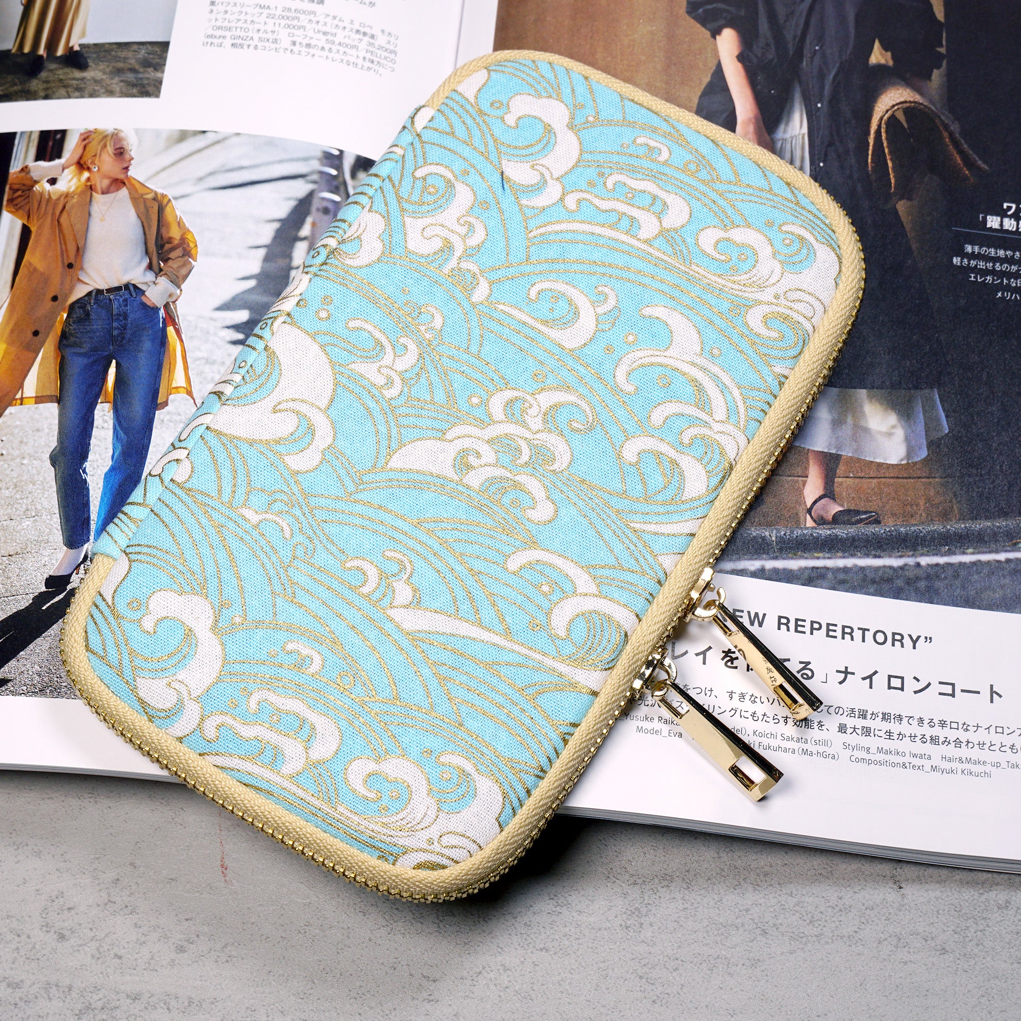 50% OFF - Travel Wallet - Great Wave