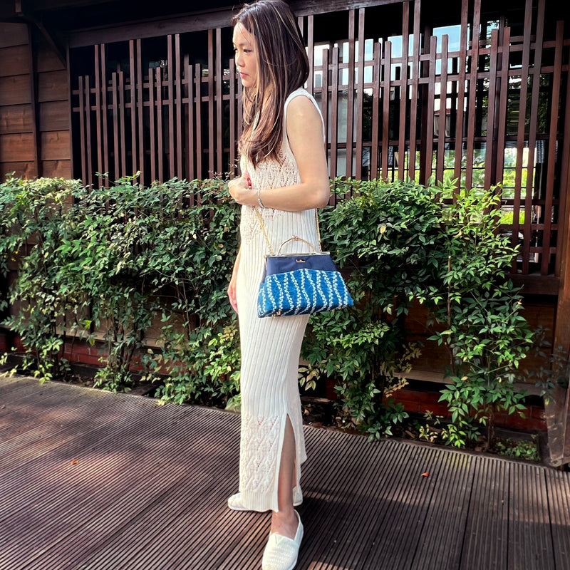 Matchstick Clasp Bag - Shibori Vertical Grain