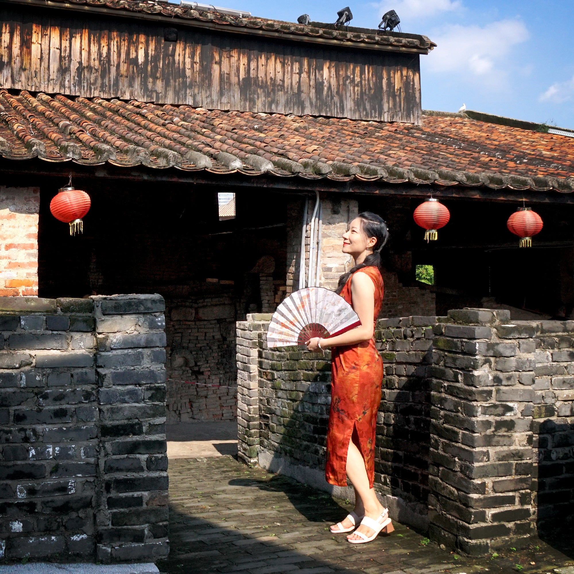 Modified Sleeveless Cheongsam - Dunhuang