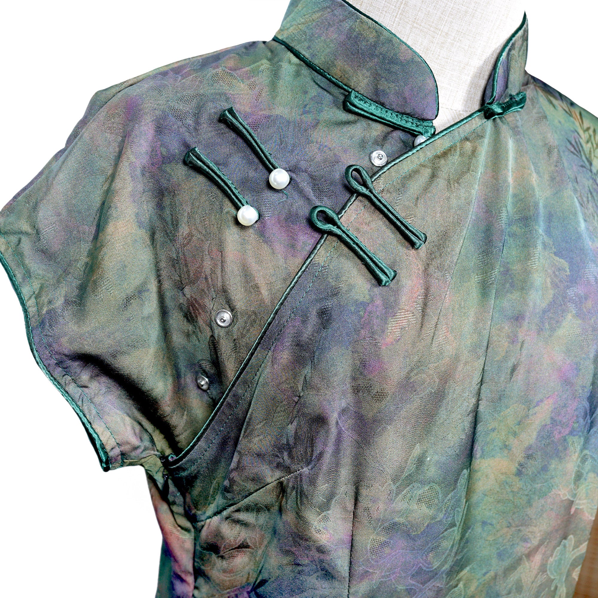 Short Sleeve Cheongsam - Monet Wall