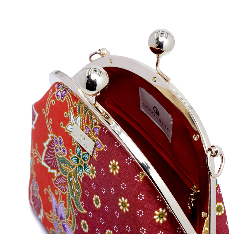 Acrylic Chain Handle Clasp Sling Bag - Epiphyllum