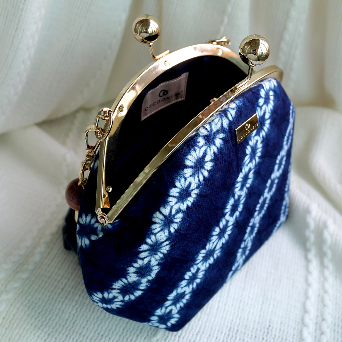 Acrylic Chain Handle Clasp Sling Bag - Indigo Cascade