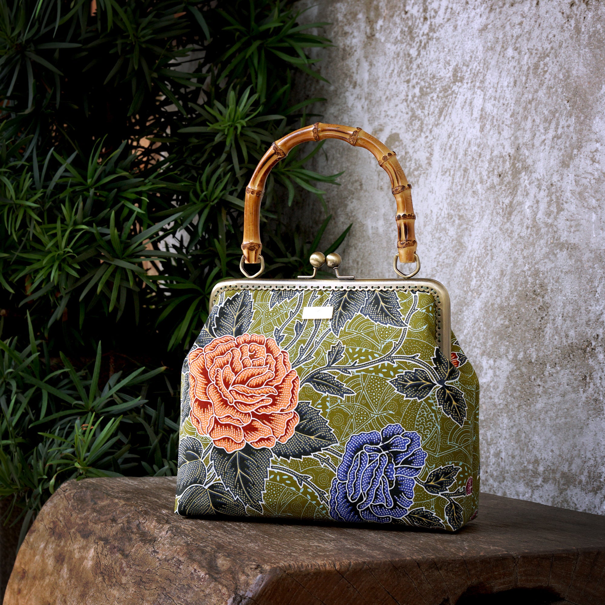 Bamboo Top Handle Bag - Casanova