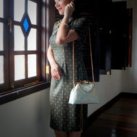 Clasp Crossbody Bag - Jasminoides