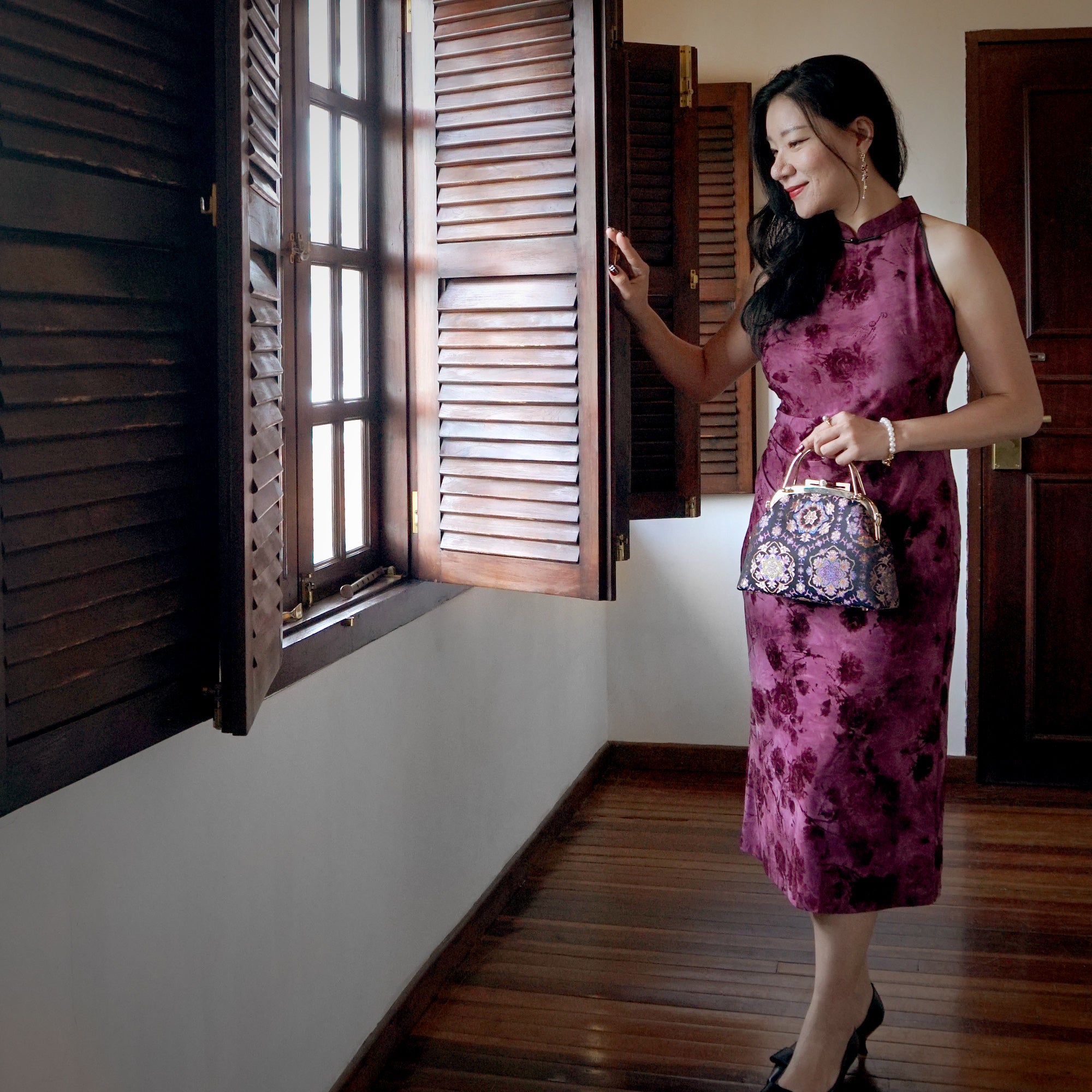 Clasp Crossbody Bag - Stained Glass