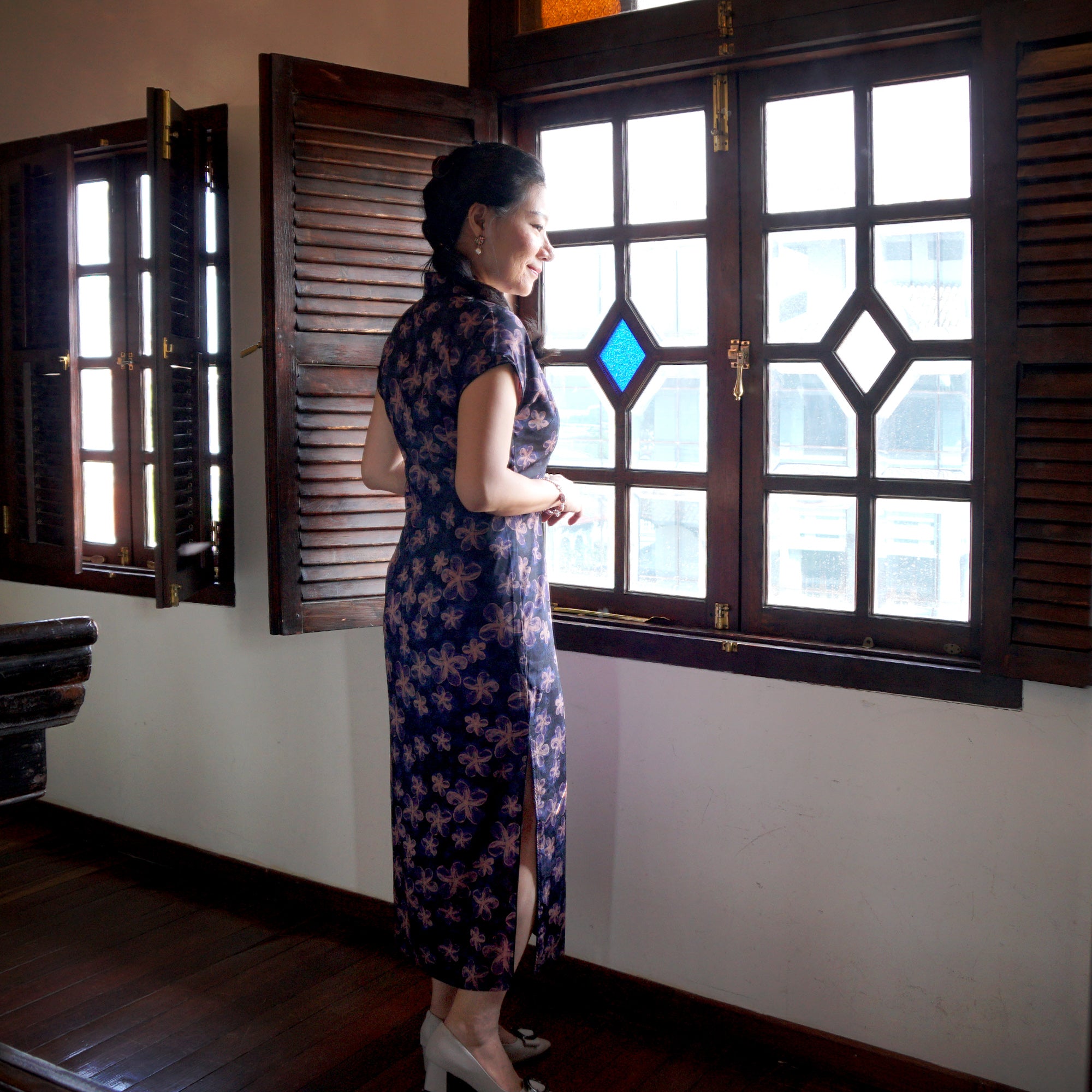 Short Sleeve Cheongsam - Dark Lilac