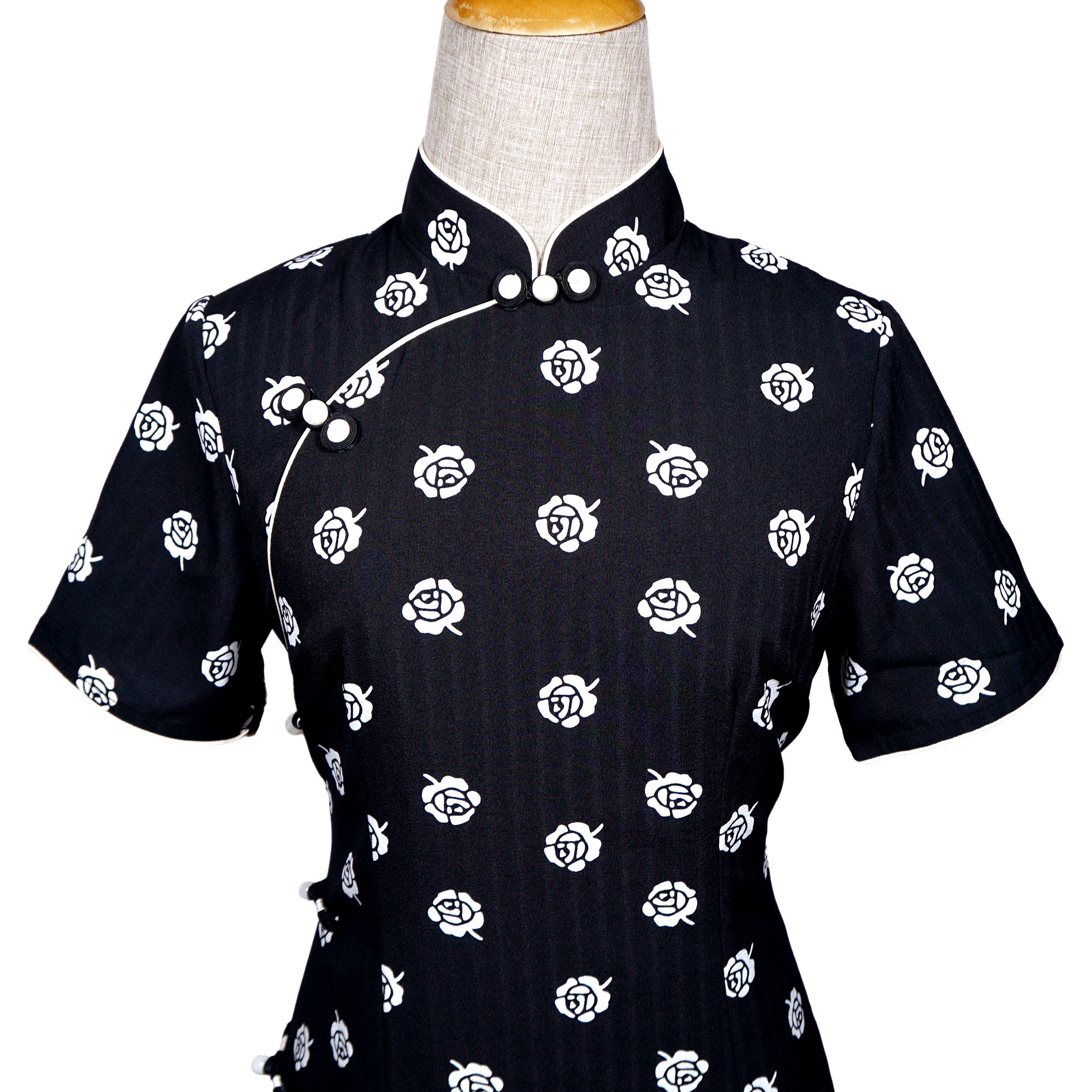 Short Sleeve Cheongsam - Camellia Ink
