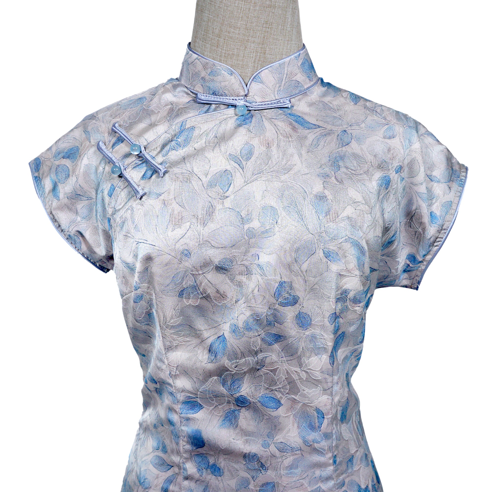 Short Sleeve Cheongsam - Silver Moonlight